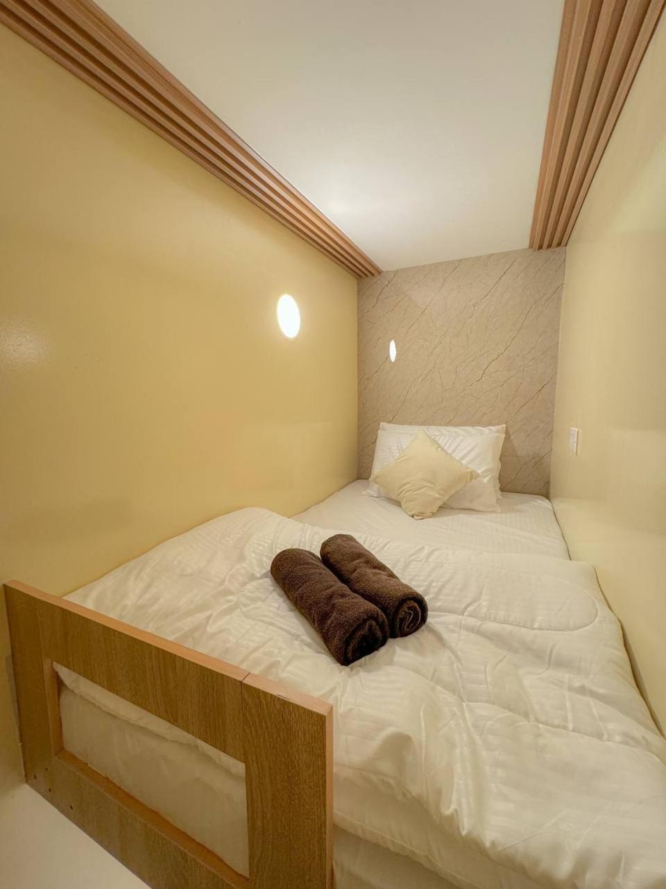 With Private Near Downtown Business Bay Accommodatie bij particulieren *