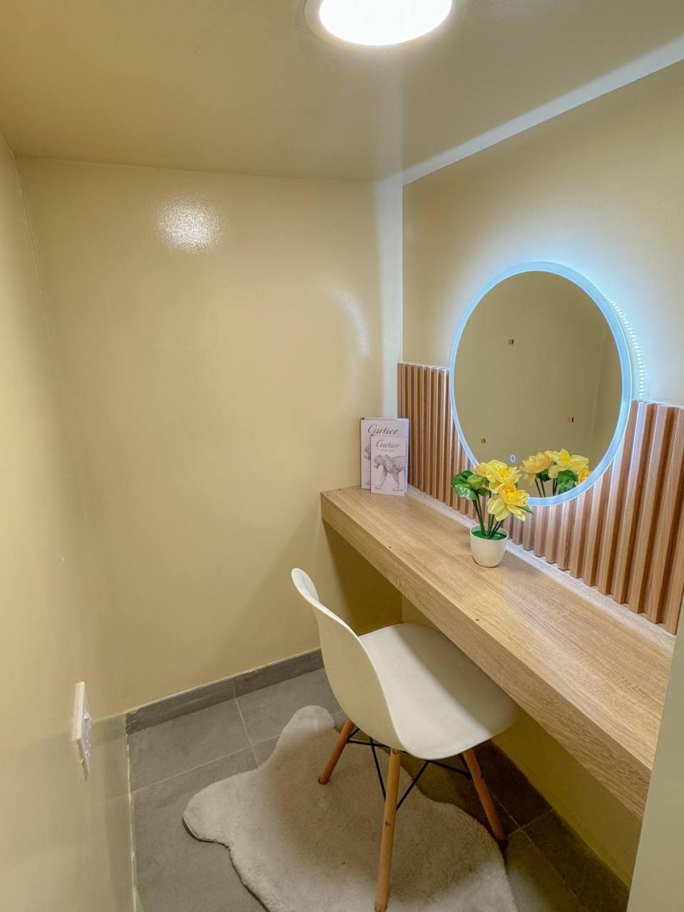With Private Near Downtown Business Bay Accommodatie bij particulieren Dubai