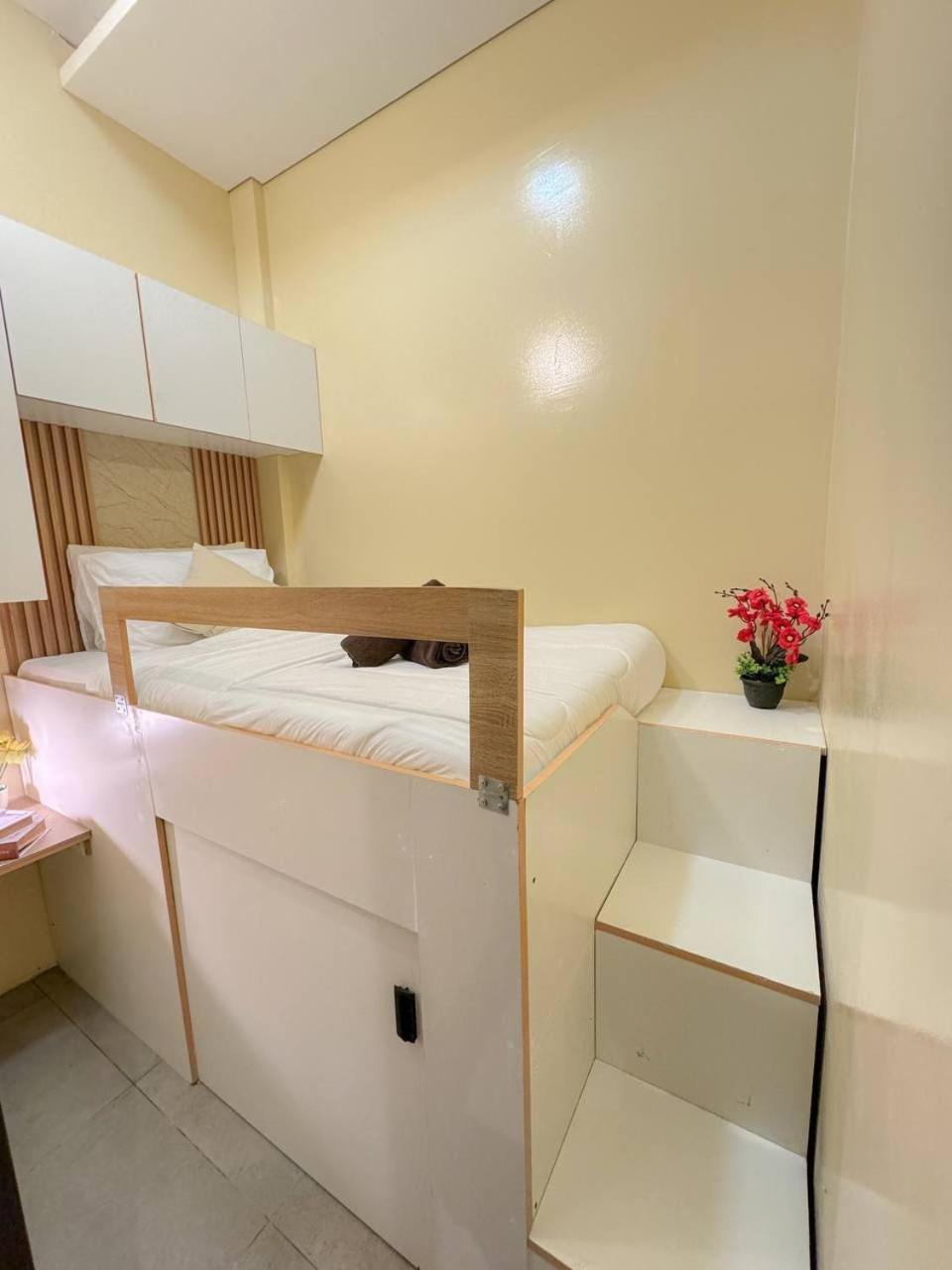 With Private Near Downtown Business Bay Accommodatie bij particulieren Dubai