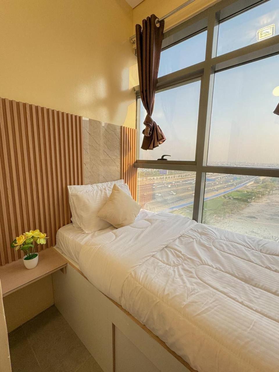 With Private Near Downtown Business Bay Accommodatie bij particulieren Dubai